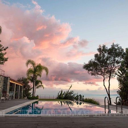 Villa Mos Kalamata Exterior foto